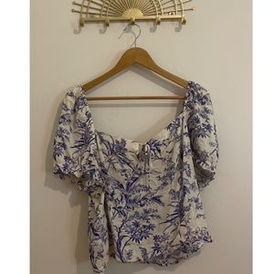 H&M~ Hawaiian Floral Puff sleeve blouse